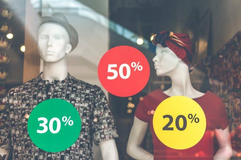 Discounts shop window